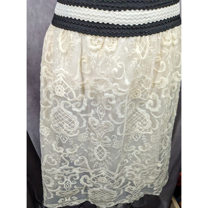 Jealous Tomato Coquette Heart Lace Skirt Size Small