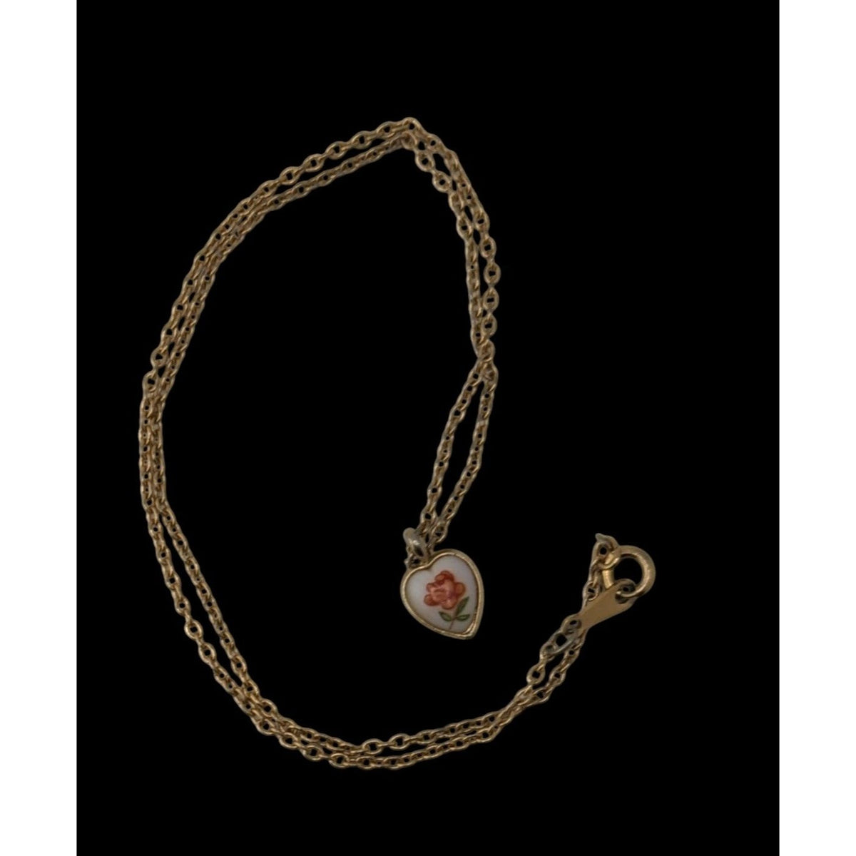 Coquette Vintage Avon Floral Heart Necklace Gold Tone Rose Pendant Dainty Romantic