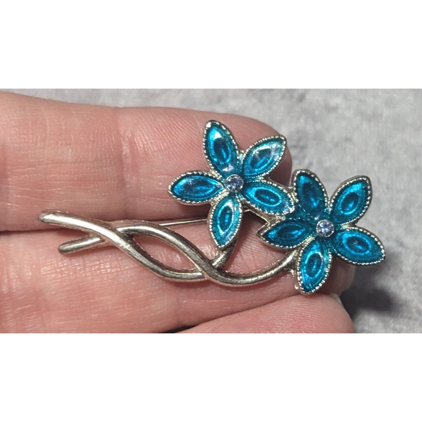 Vintage Floral Blue Gemmed Silver Tone Brooch