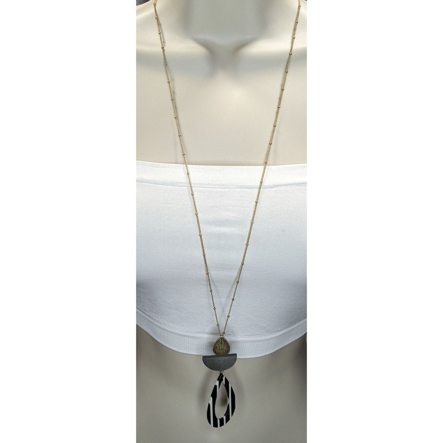 Icon Collection Geometric Pendant Necklace Black White Gold Retro 80s