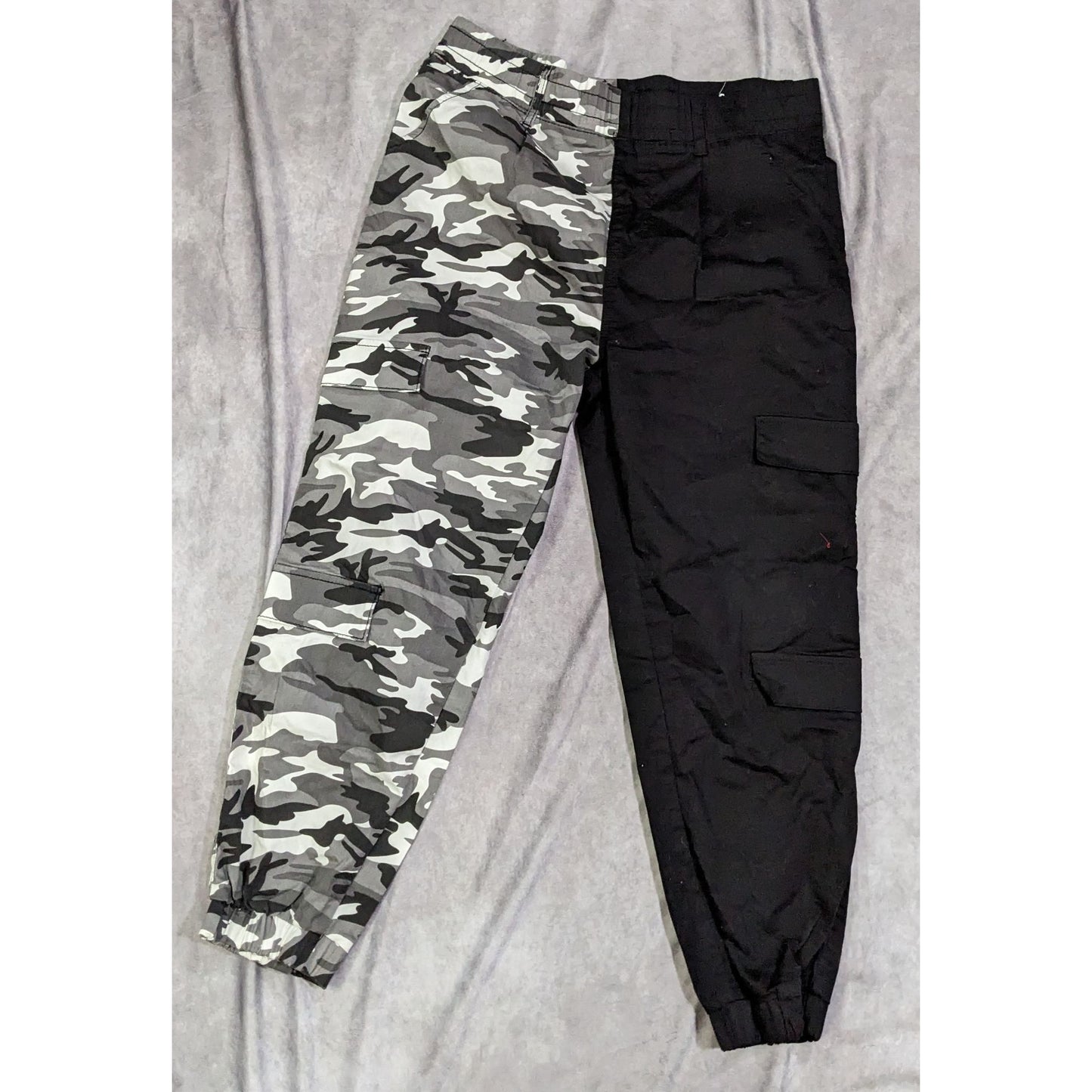 90s Style Black And Grey Cargo-Look Pants by VIP