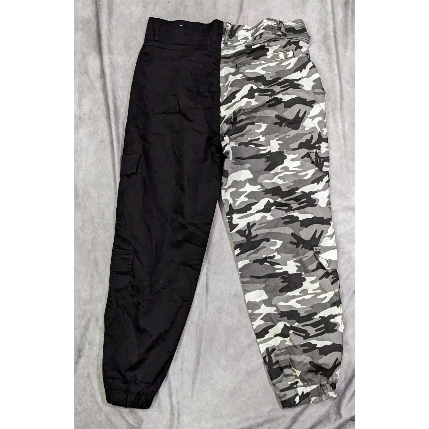 90s Style Black And Grey Cargo-Look Pants by VIP