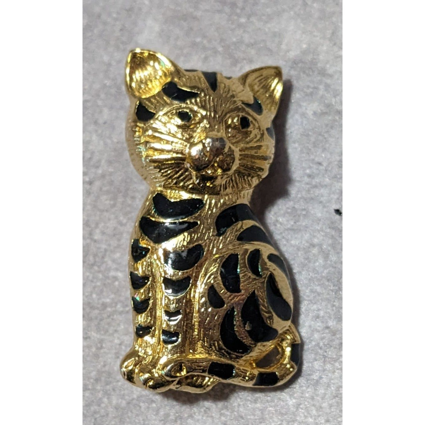 Vintage Gold Tone Black Enamel Striped Cat Brooch