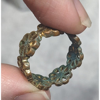 Fairycore Floral Gold Tone Filigree Ring Size 7