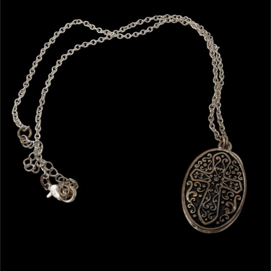 Vintage Silver Tone Oval Cross Pendant Photo Holder Necklace