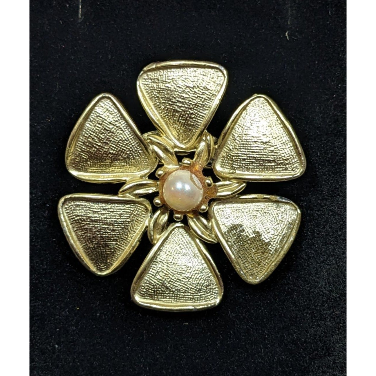 Vintage Floral Brooch Gold Tone With Faux Pearl Accent