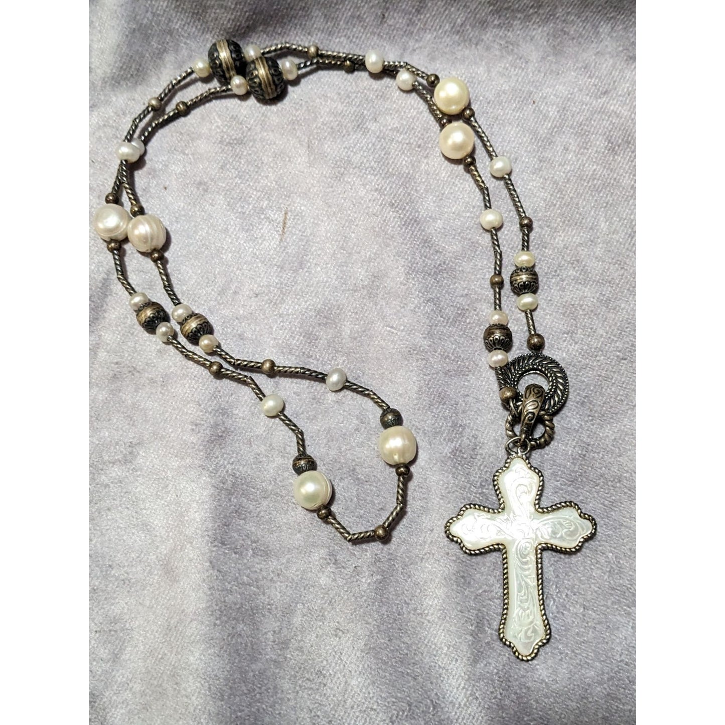 Carolyn Pollack Vintage Sterling Silver Carved Mother of Pearl And Pearl Cross Necklace