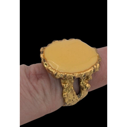 Vintage Erica Anenberg Yellow Enamel Statement Ring Size 6 With Textured Gold-Tone Band
