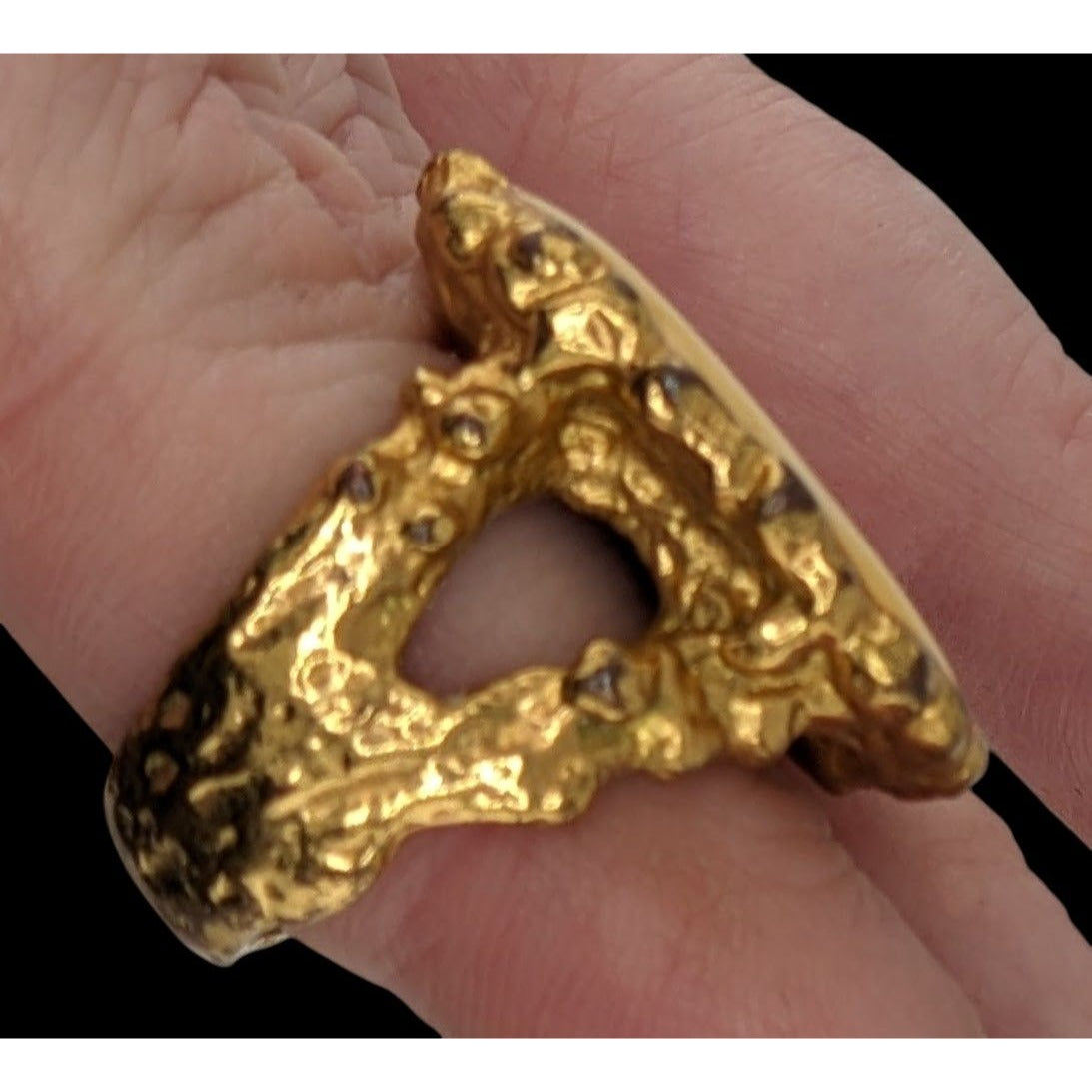 Vintage Erica Anenberg Yellow Enamel Statement Ring Size 6 With Textured Gold-Tone Band