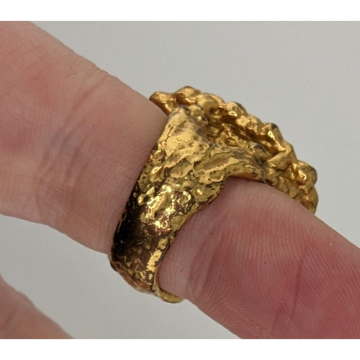 Vintage Erica Anenberg Yellow Enamel Statement Ring Size 6 With Textured Gold-Tone Band