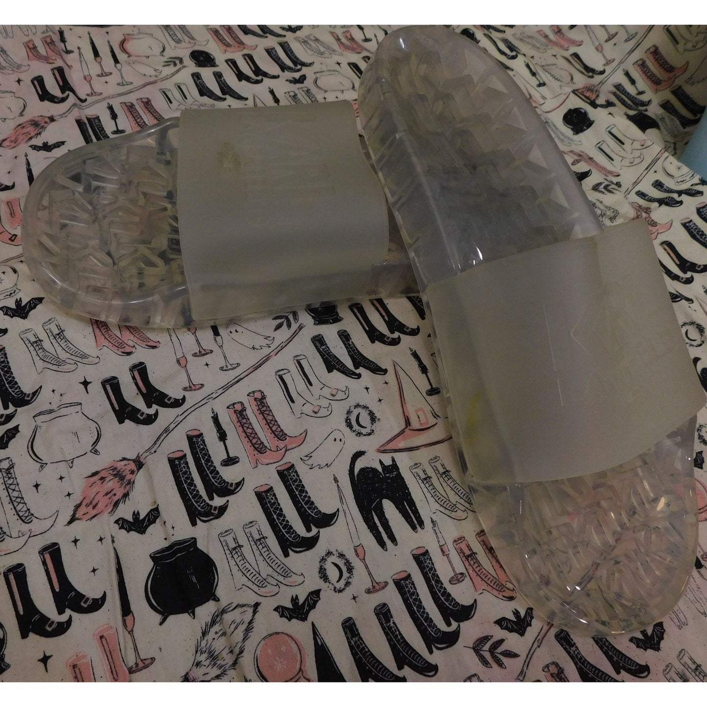 Karl Lagerfeld Paris Clear Jelly Slides