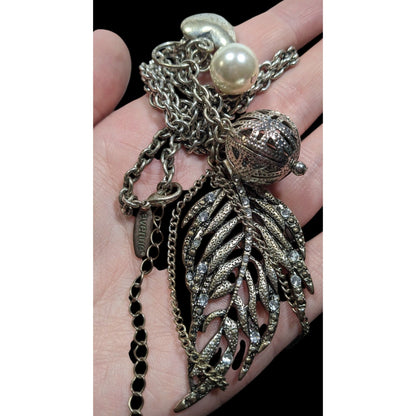 Avenue Y2K Cluster Charm Pendant Necklace