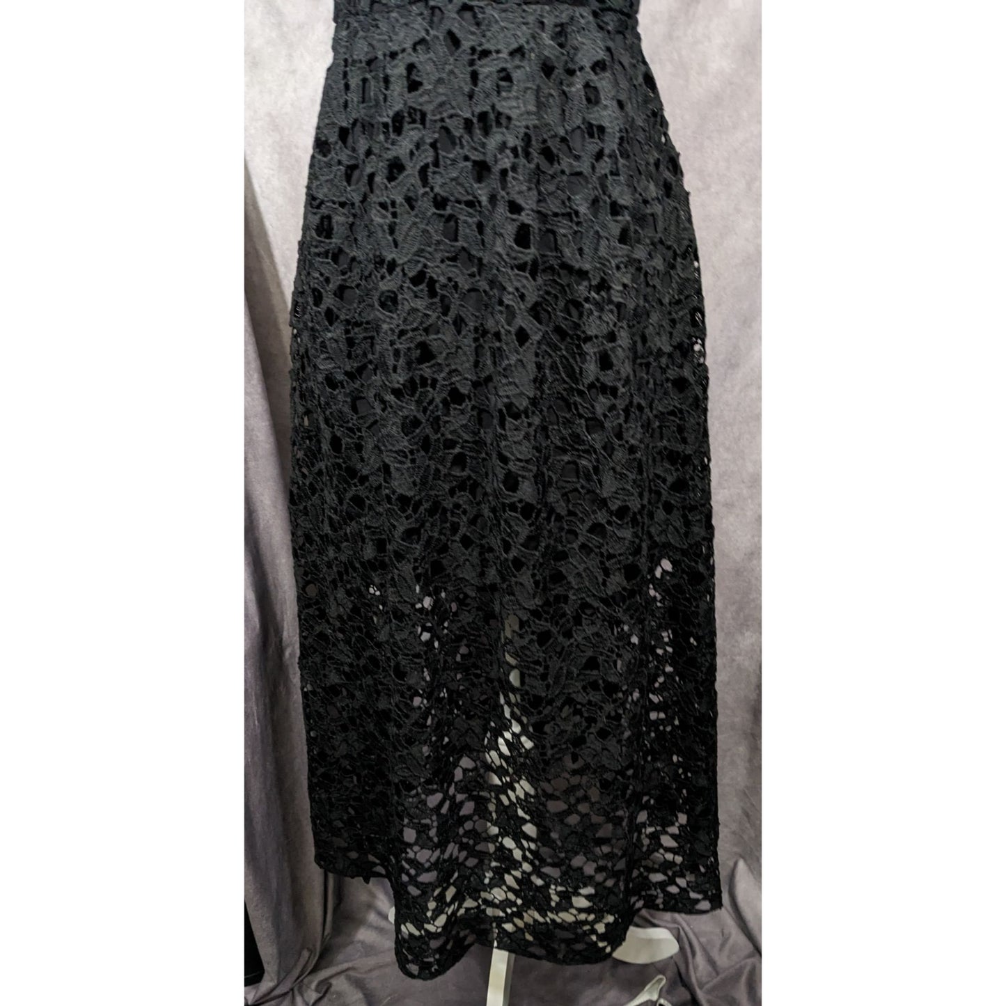 ASTR The Label Gothic Floral Lace Overlay Dress Size Medium