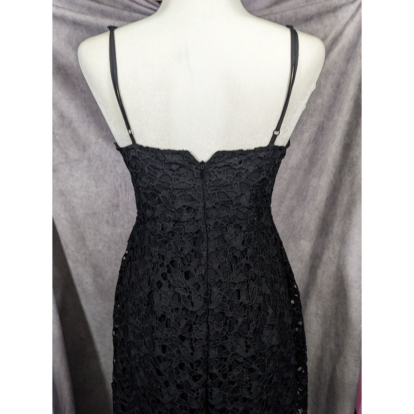 ASTR The Label Gothic Floral Lace Overlay Dress Size Medium