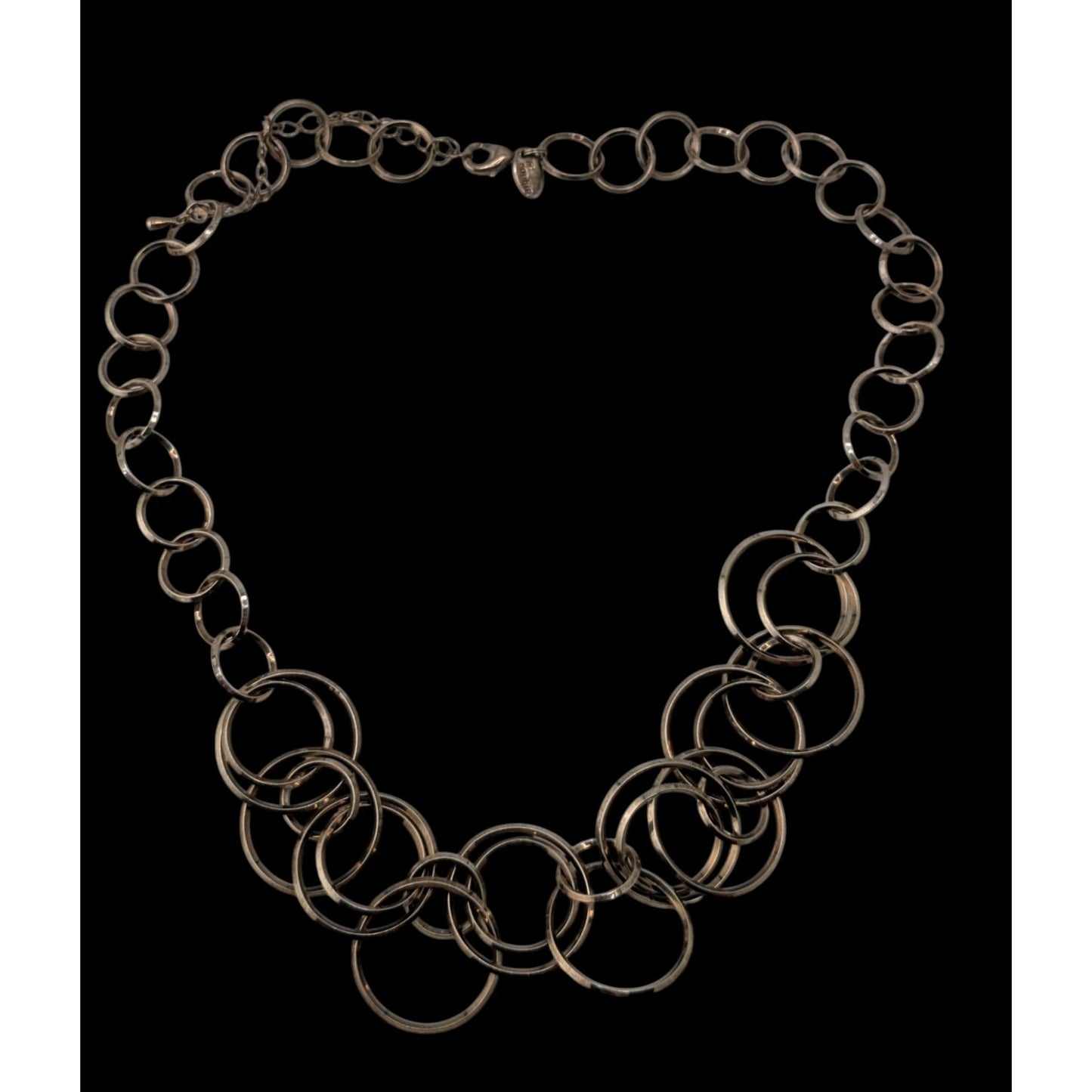 Lia Sophia Round Trip Necklace Silver Tone Interlocking Ring Chain Geometric Jewelry