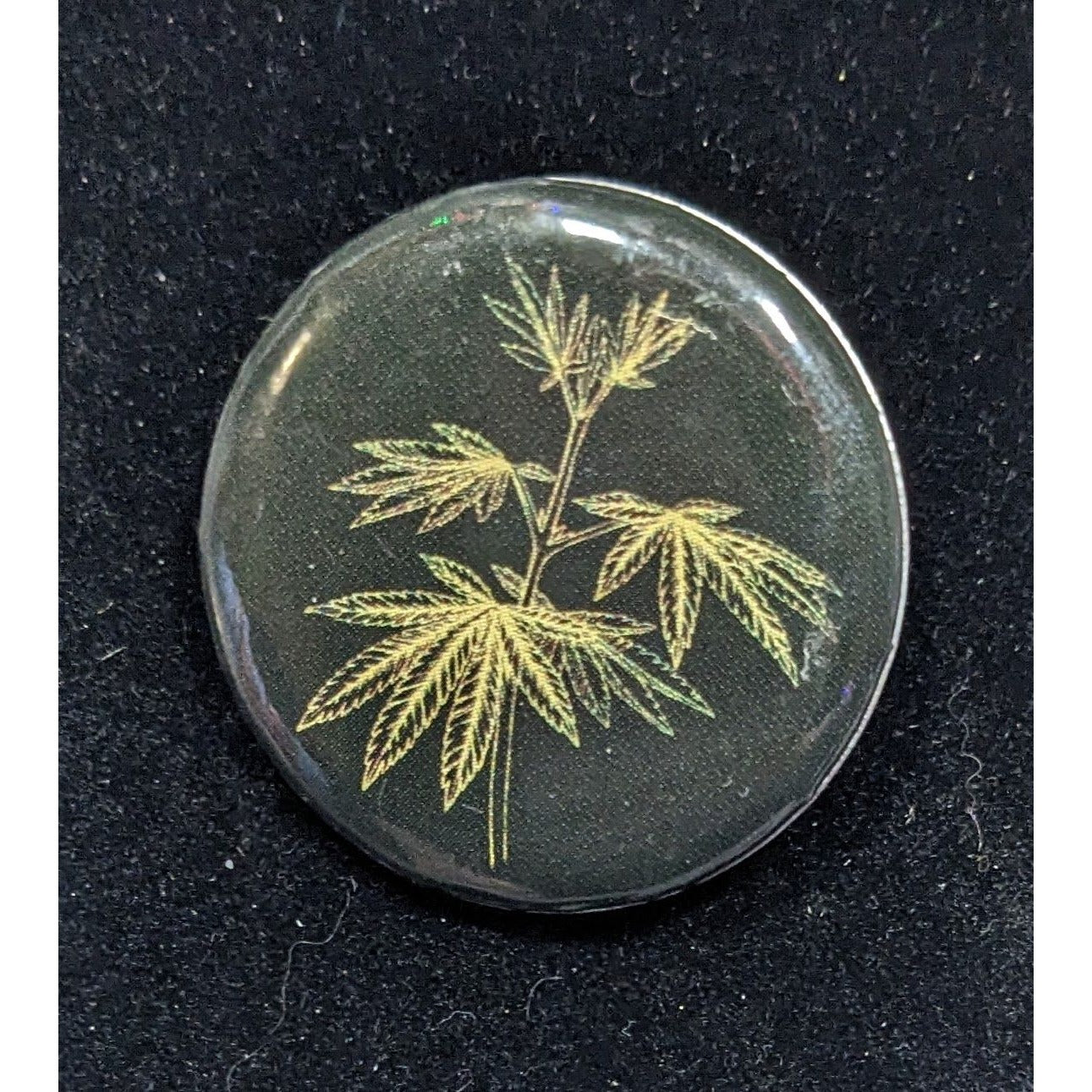 Casual Black Pin/Button With Cannabis Leaf Print