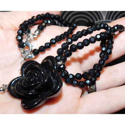 Gothic Rose Beaded Floral Pendant Necklace