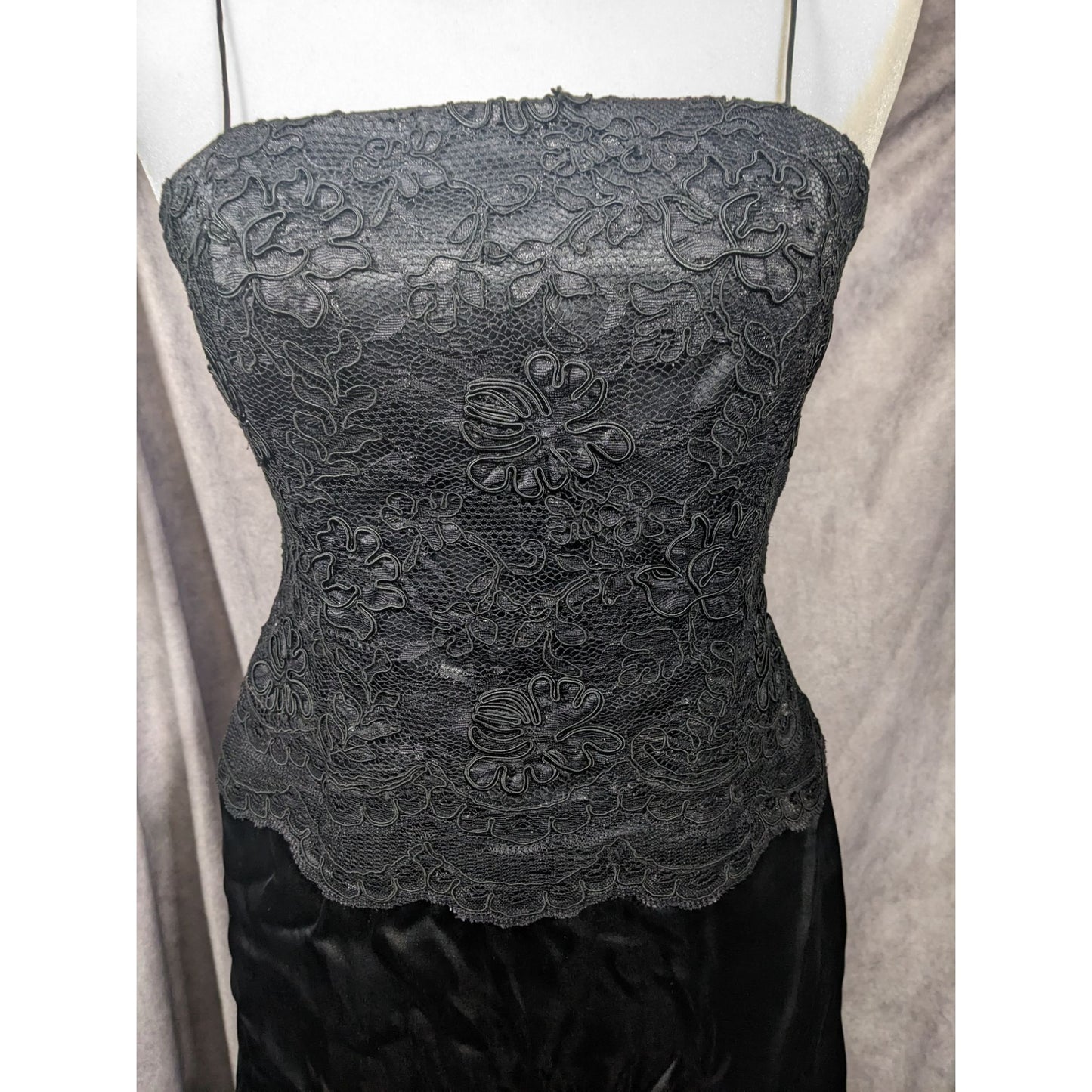 Linda Cunningham Black Silk Floral Lace Flounce Skirt Dress Size 6