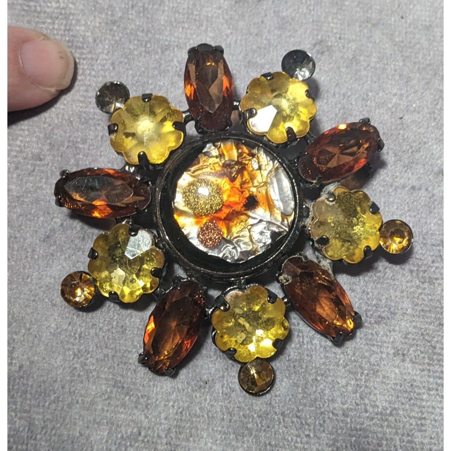 Vintage Unique Art Glass Floral Gemmed Brooch