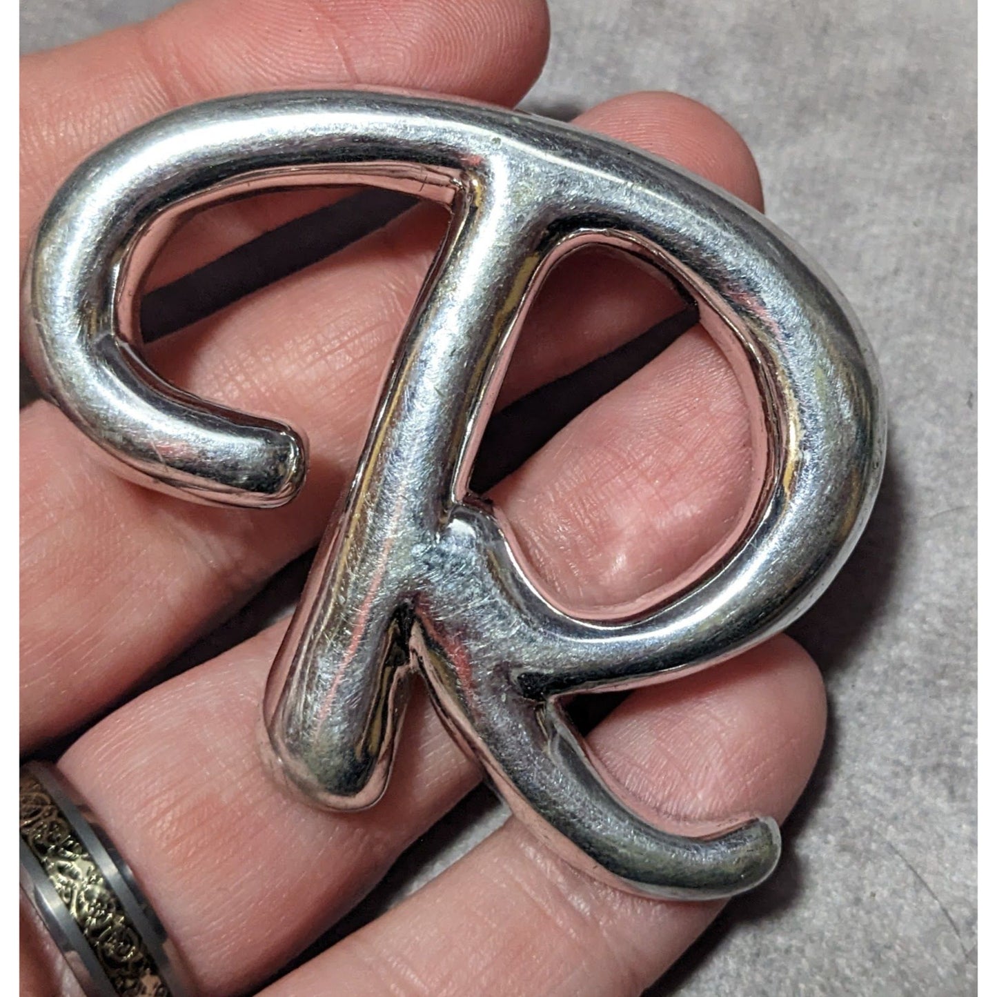 Vintage Silver Tone Stylized Letter R Brooch