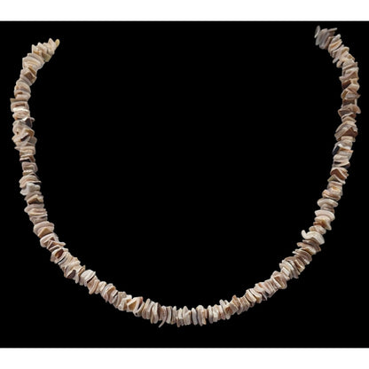 Vintage 90s Beachy Shell Chip Beaded Necklace