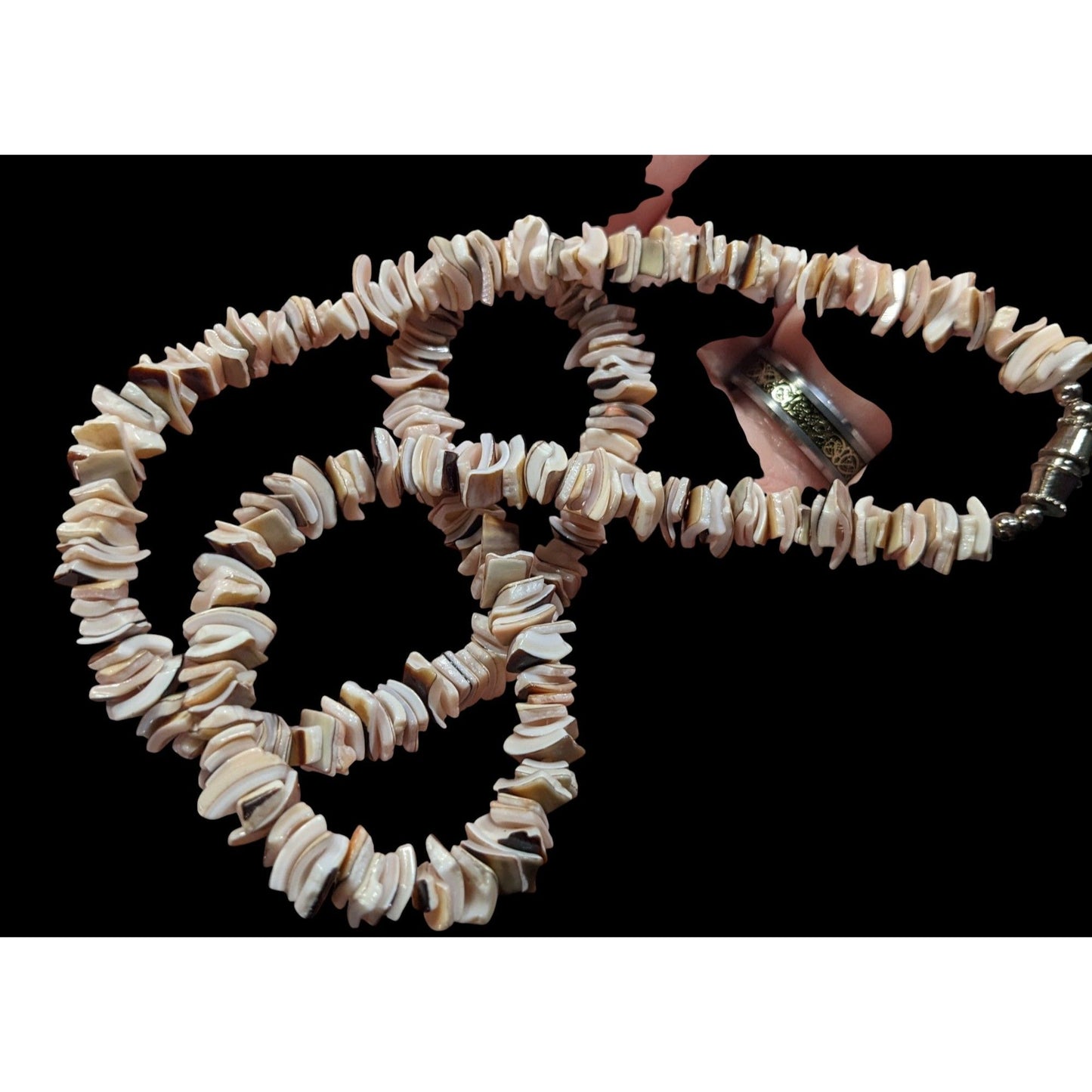 Vintage 90s Beachy Shell Chip Beaded Necklace