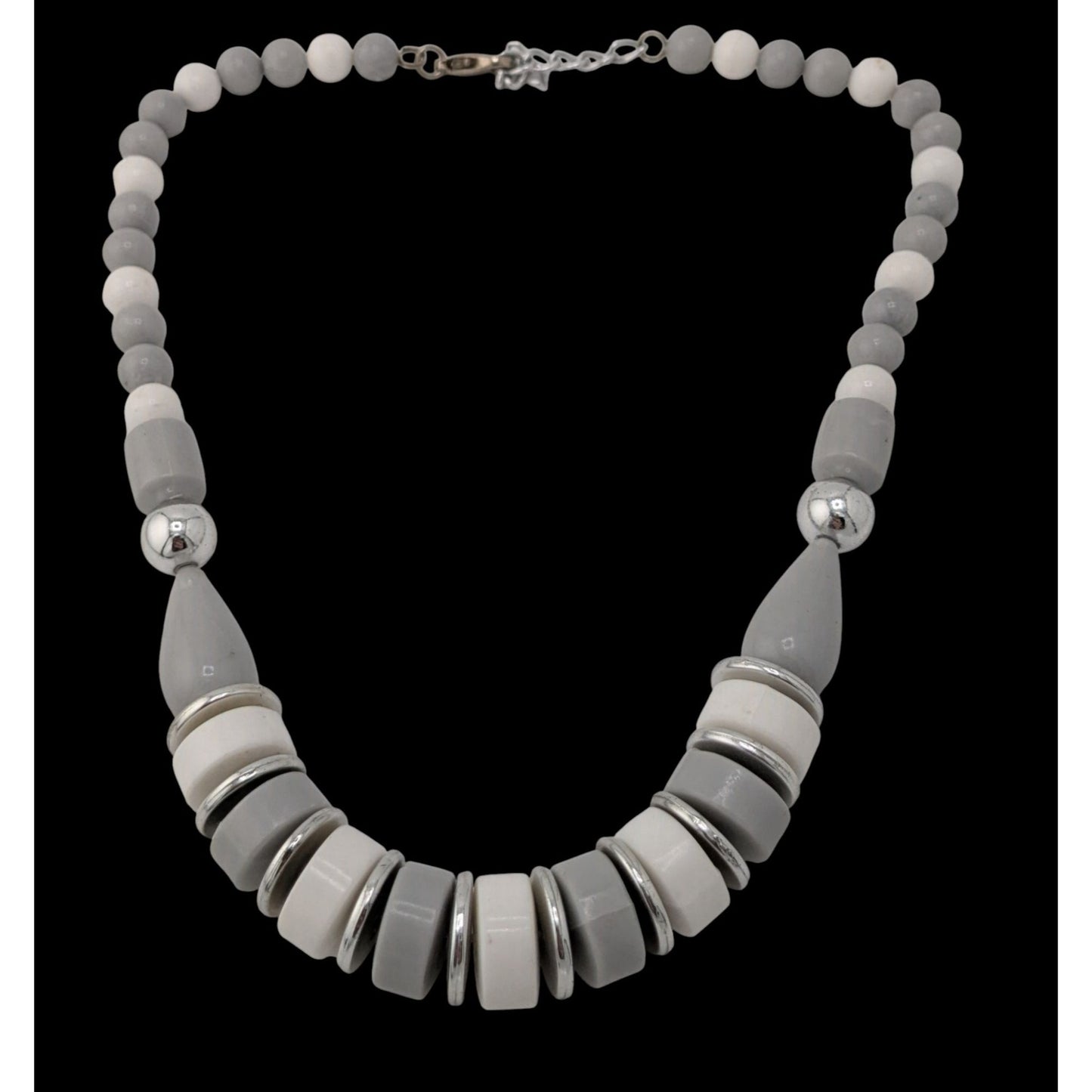 Vintage Mod Grey White And Silver Tone Beaded Necklace