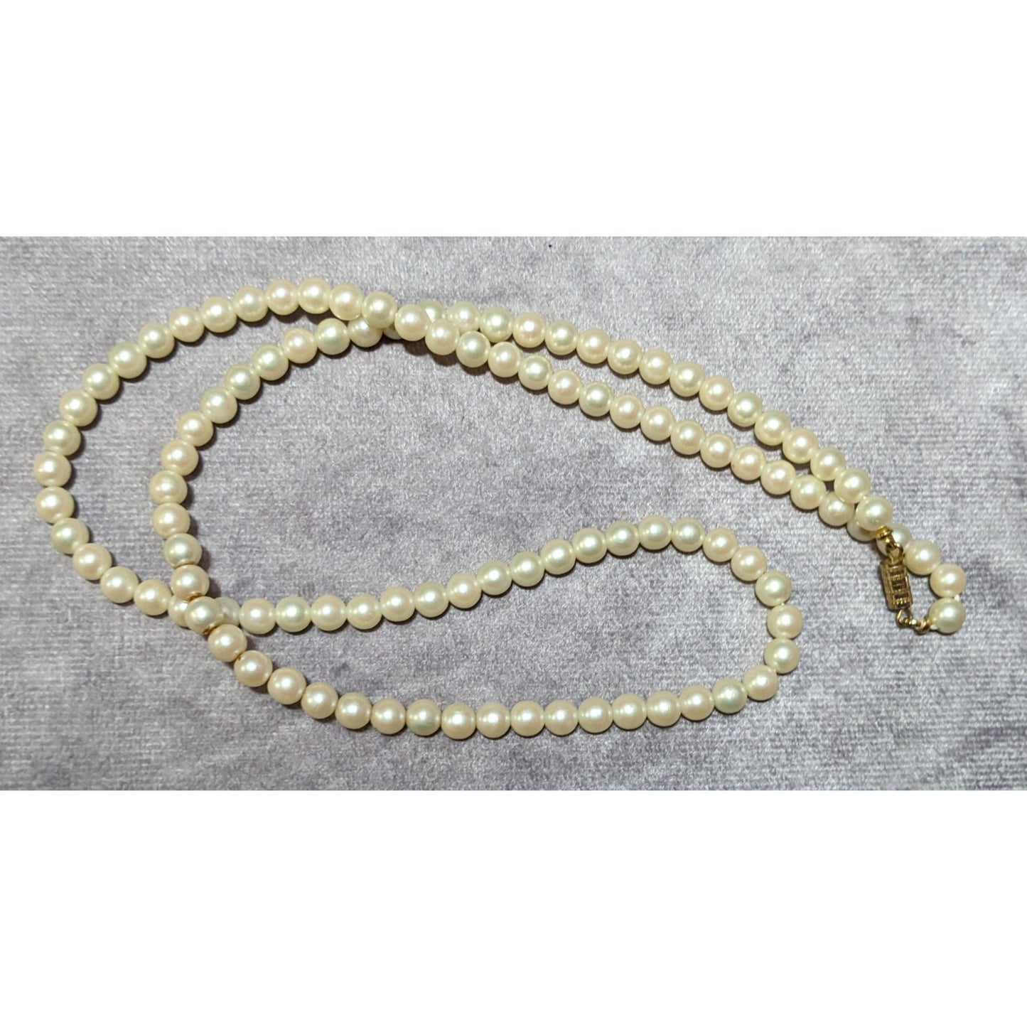 Vintage Simple Faux Pearl Necklace With Gold Tone Barrel Clasp