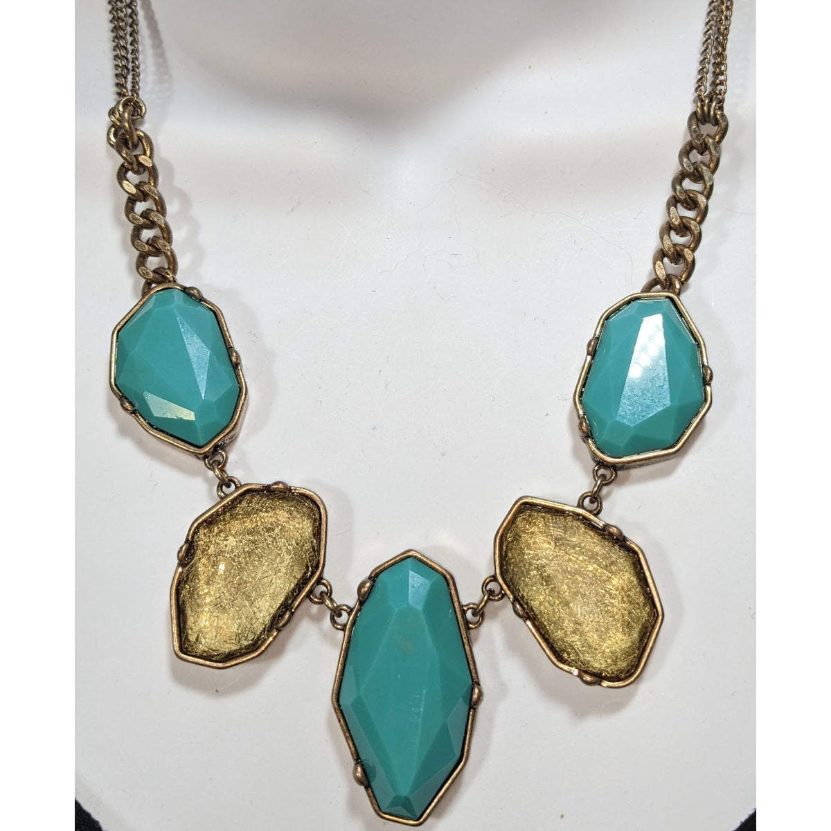 Boho Statement Faux Gem Turquoise Gold Tone Necklace 18 Inch