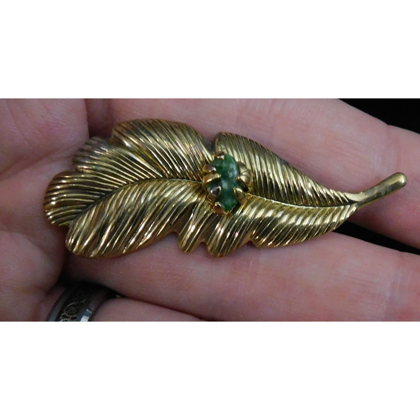 Vintage 1950s Feather Brooch With Prong Set Jade Accents