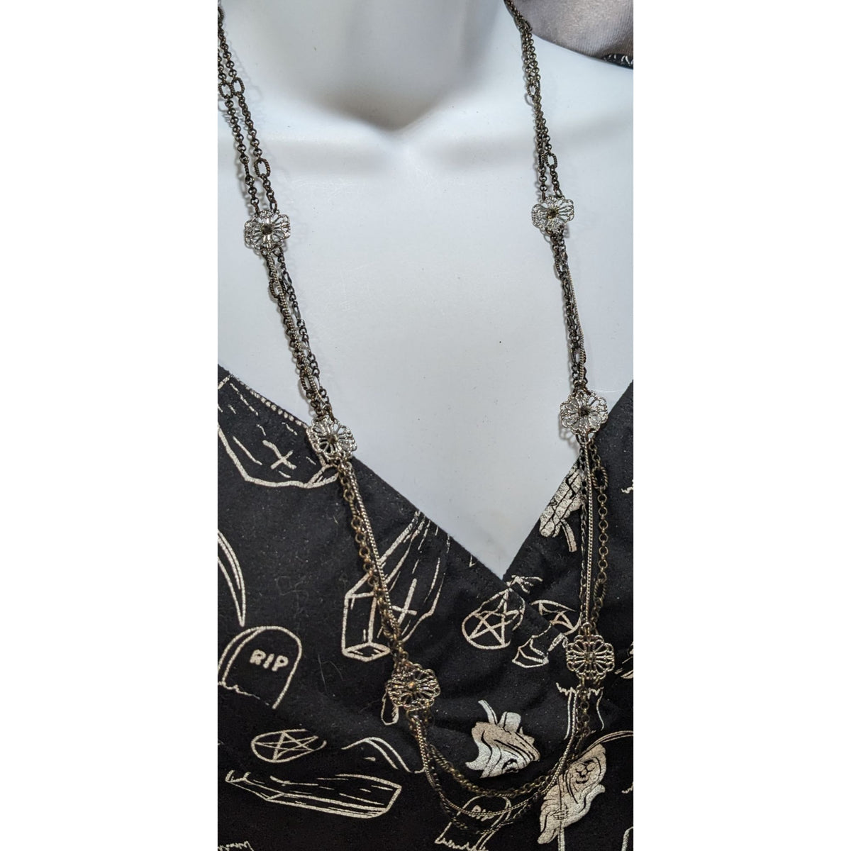Ann Taylor LOFT Vintage Boho Floral Filigree Multichain Necklace Gold Tone