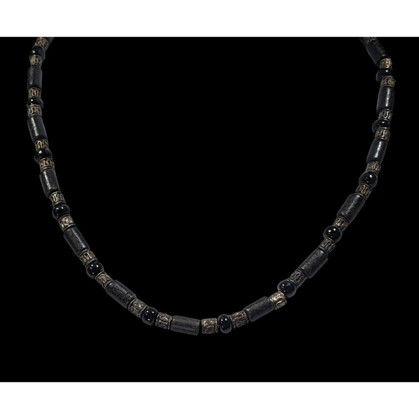 Vintage 90s Black And Silver Tone Beaded Necklace