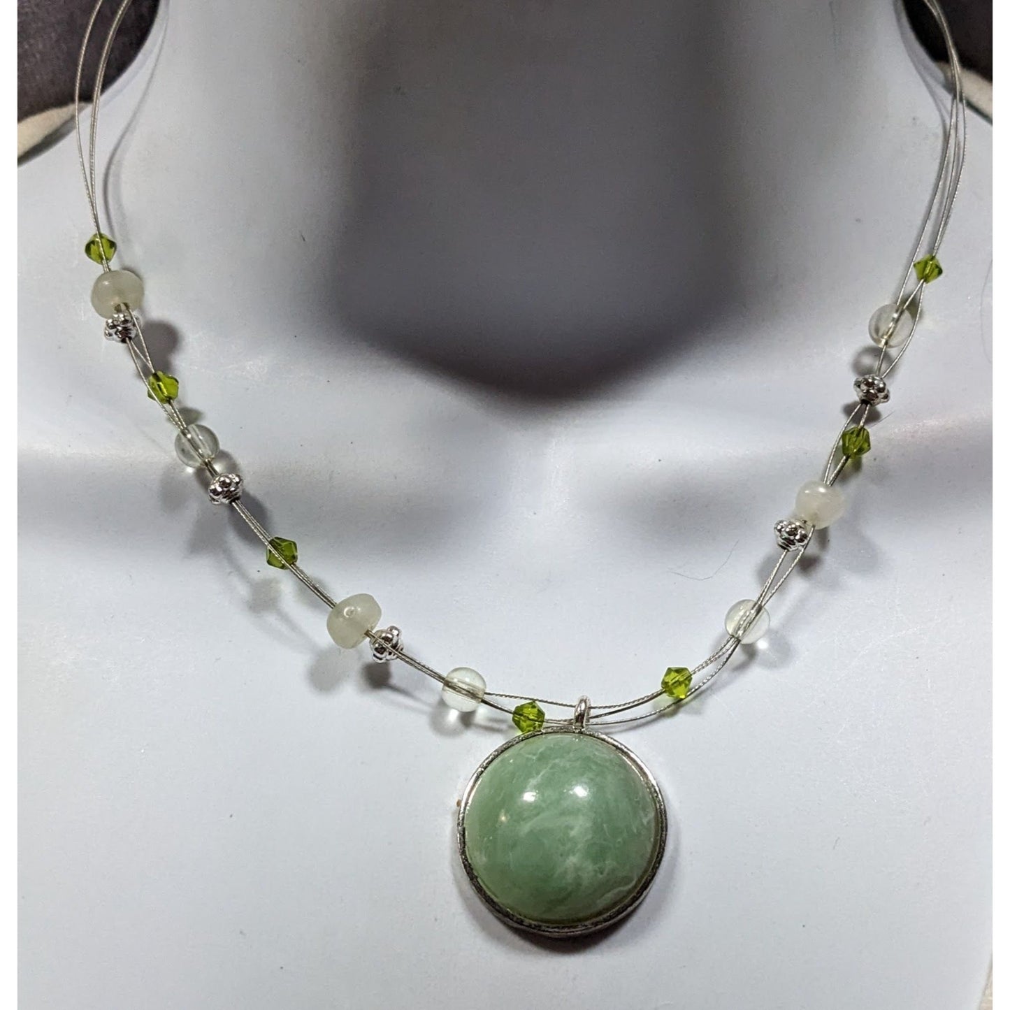 NY Green Stone Cabochon Pendant Necklace With Green And Silver Tone Beaded Accents