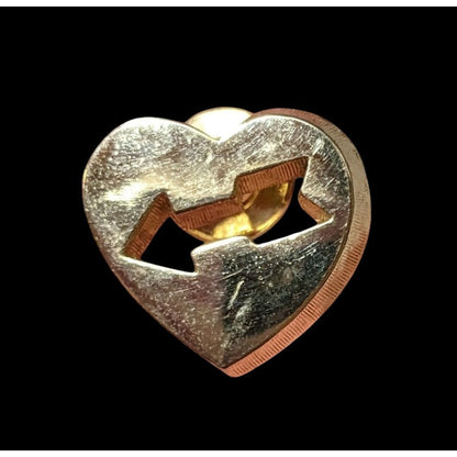 Vintage Avon Gold Tone Heart With Arrow Cutout Lapel Pin