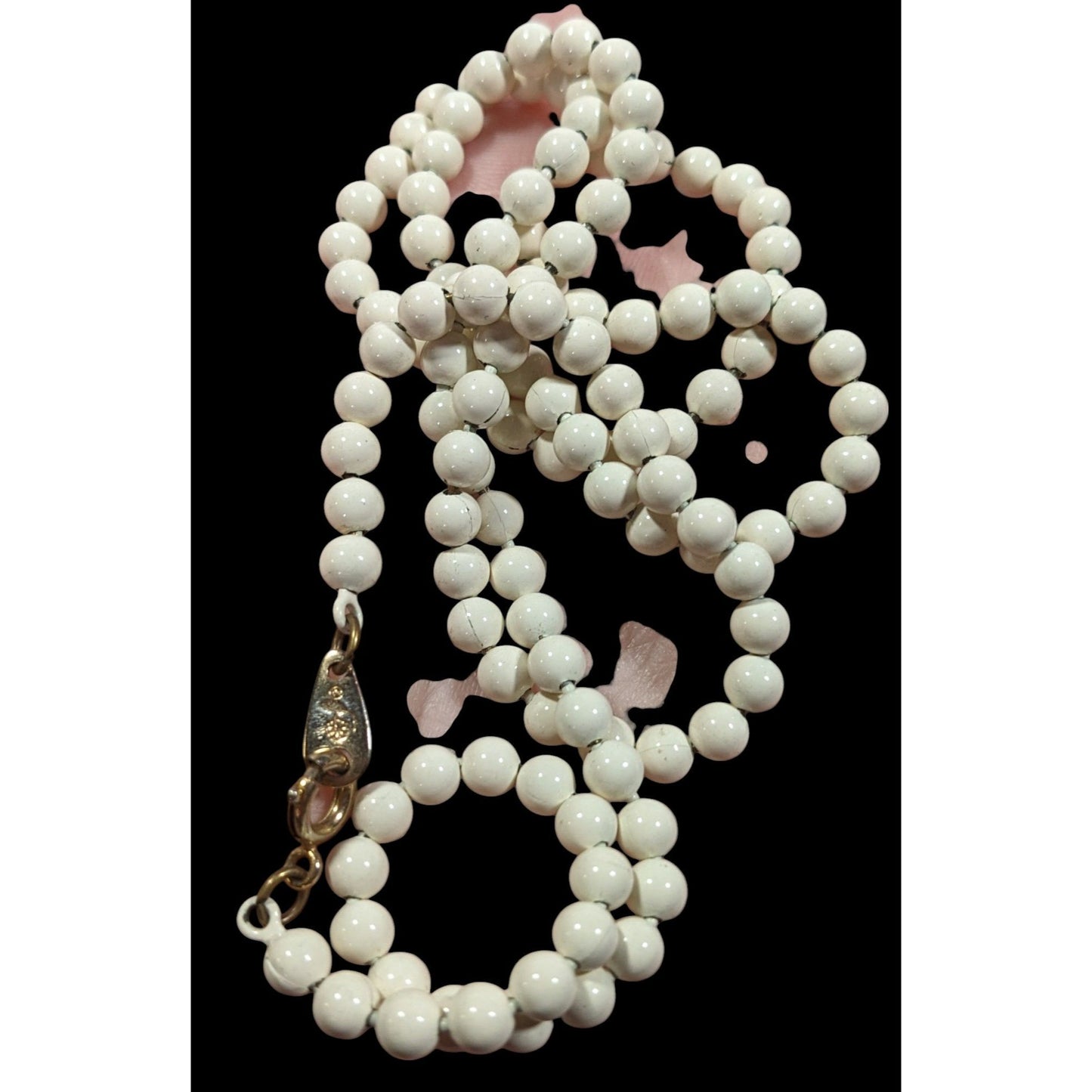 Vintage 80s Ooops A Daisy White Enameled Metal Beaded Necklace