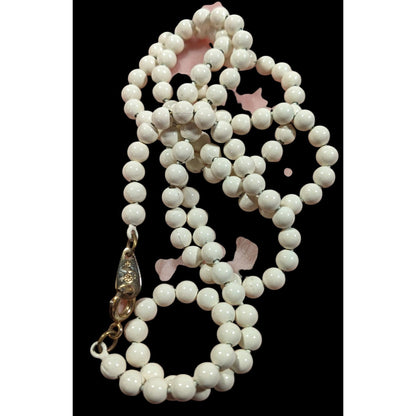 Vintage 80s Ooops A Daisy White Enameled Metal Beaded Necklace