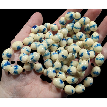 Vintage Hand Painted Acrylic Blue And White Beaded Necklace