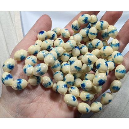 Vintage Hand Painted Acrylic Blue And White Beaded Necklace