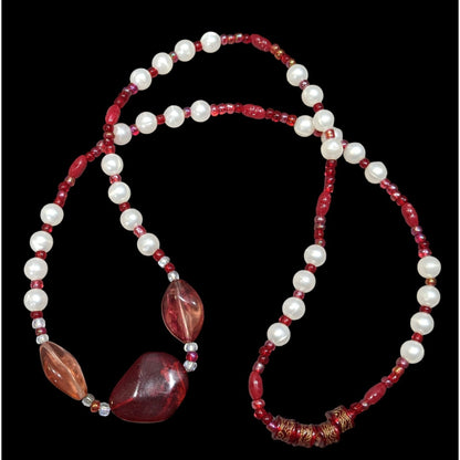 Elegant Red And White Glass Faux Pearl And Acrylic Beaded Necklace