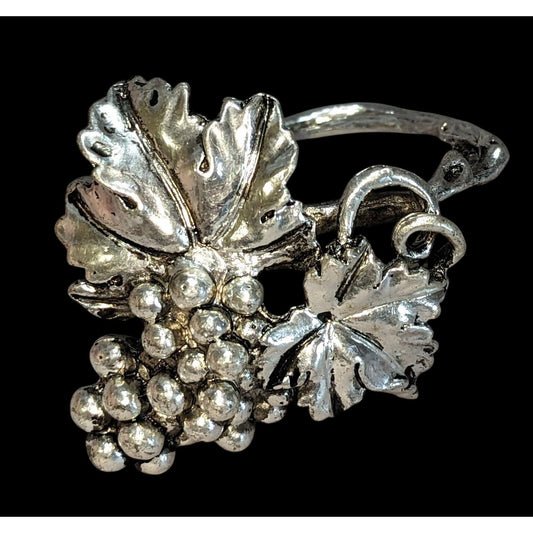 Regency Vintage Arthur Court Grape Vine Silver Tone Napkin Ring