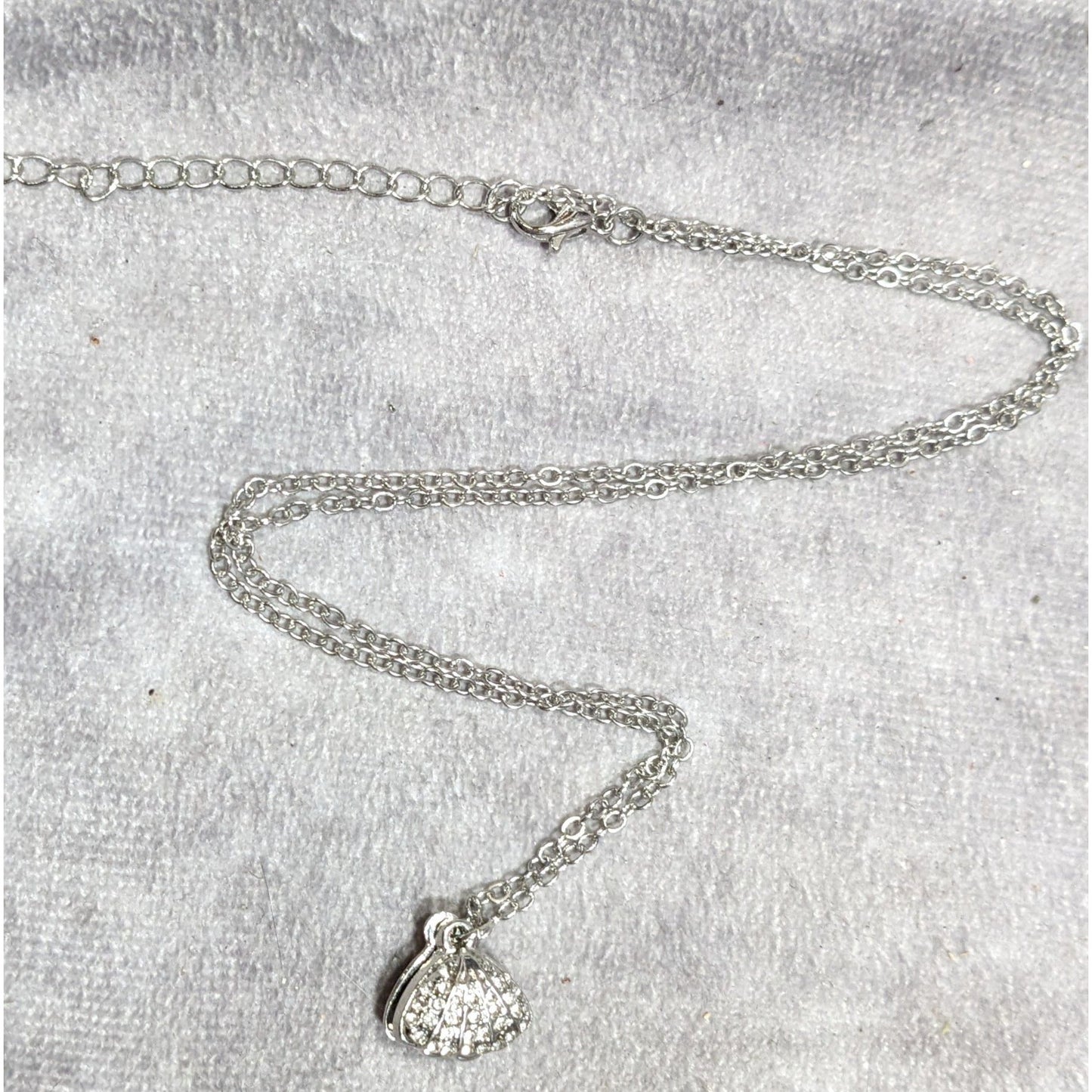 Mermaidcore Glam Opening Shell Rhinestone Pendant Necklace With Enclosed Faux Pearl