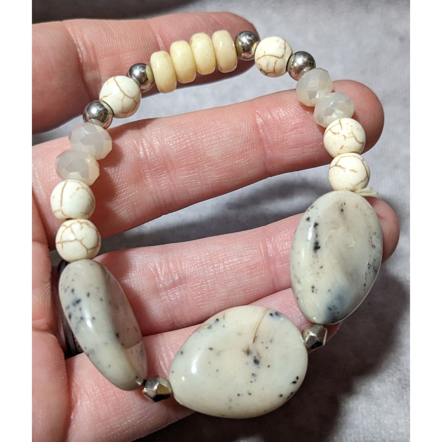 Cream Tone Glass And Stone Beaded Stretch Bracelet