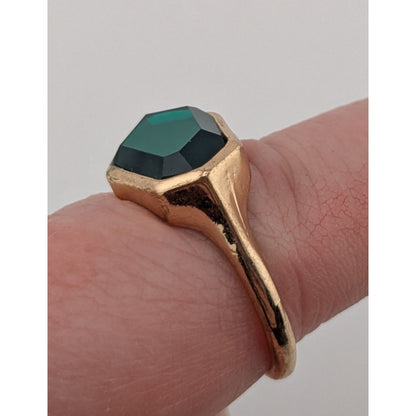 Regal Cosplay/Costume Gold Tone Ring With Emerald Green Geometric Faux Gem Size 10