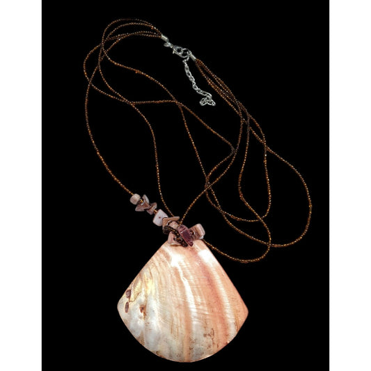 Vintage Mermaidcore Brown Shell And Glass Beaded Pendant Necklace