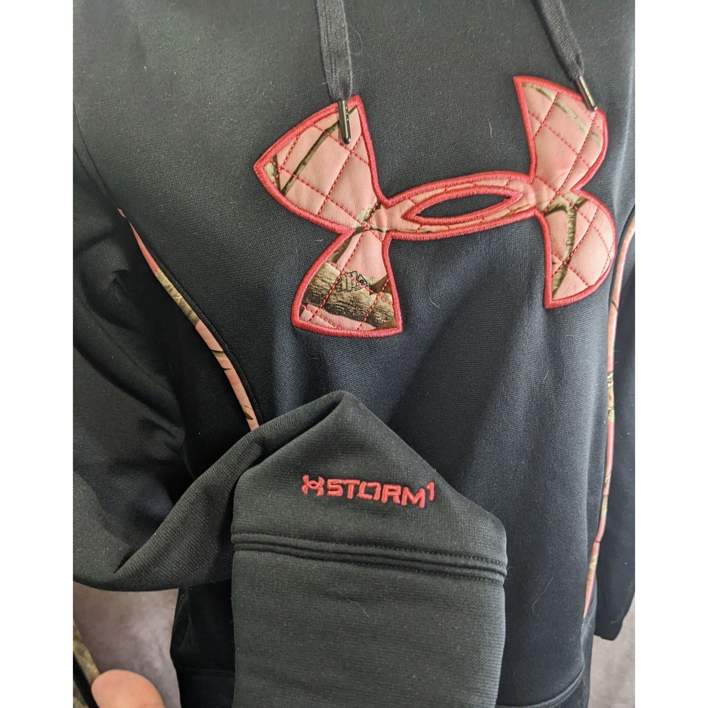 Under Armour Storm Womens Black Hoodie Pink Camo Logo Size Small
