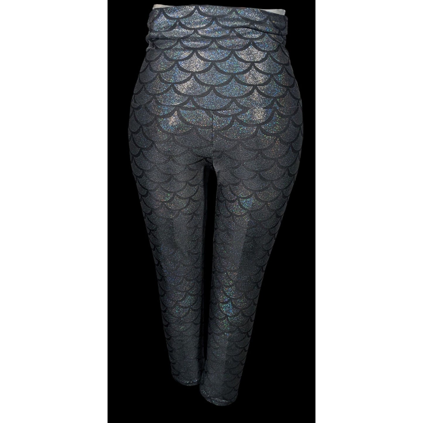 Emily Hsu Black Prismatic Rainbow Fish Scale Cropped Legging Size Small