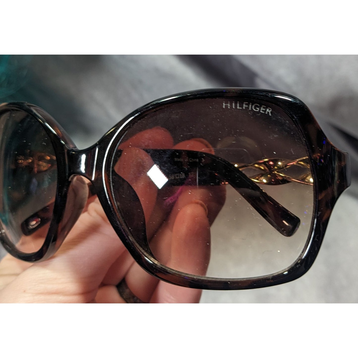 Tommy Hilfiger Preppy Joy WP Tortoise And Gold Twist Sunglesses