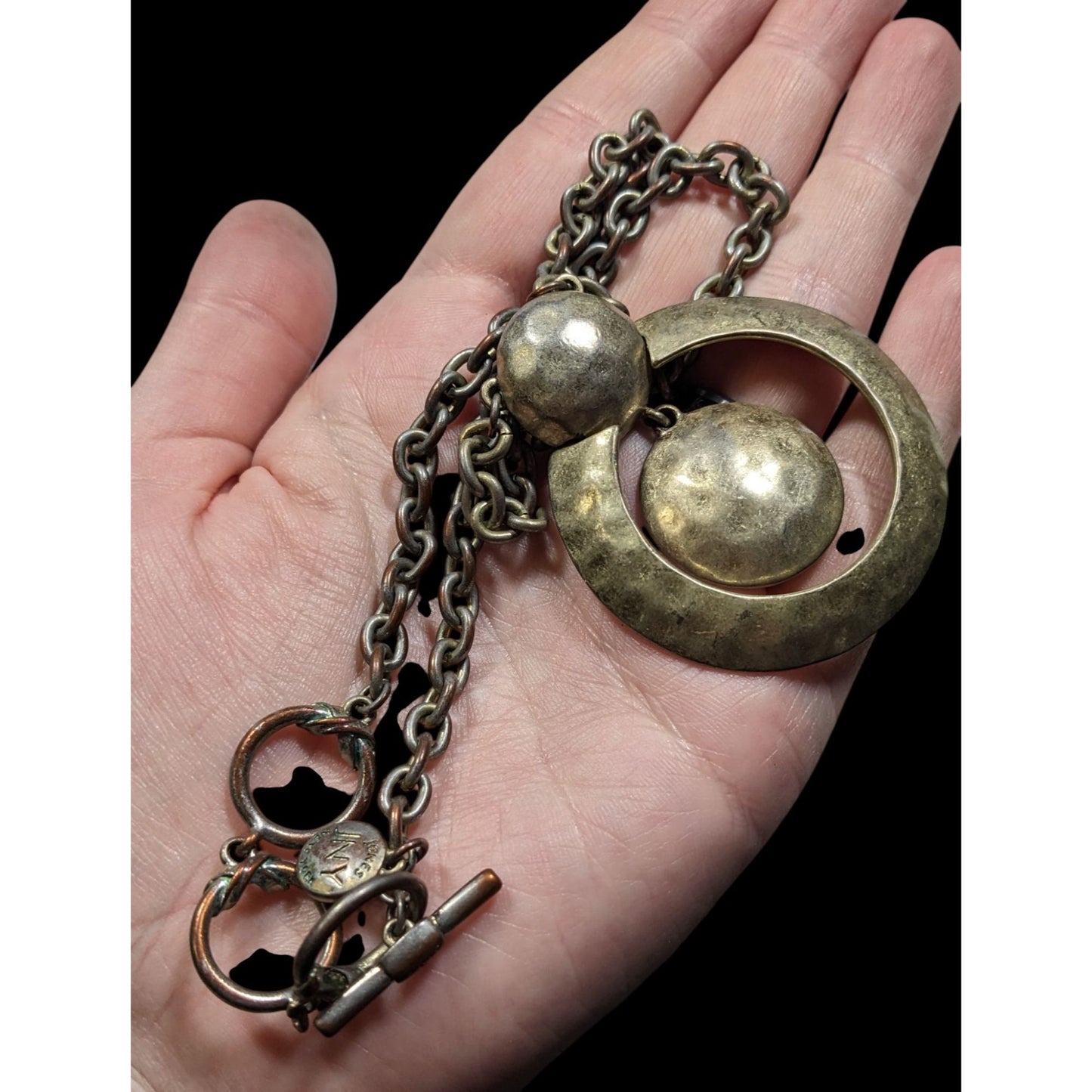 Jones New York Brutalist Gold Tone Hammered Circle In Circle Pendant Necklace