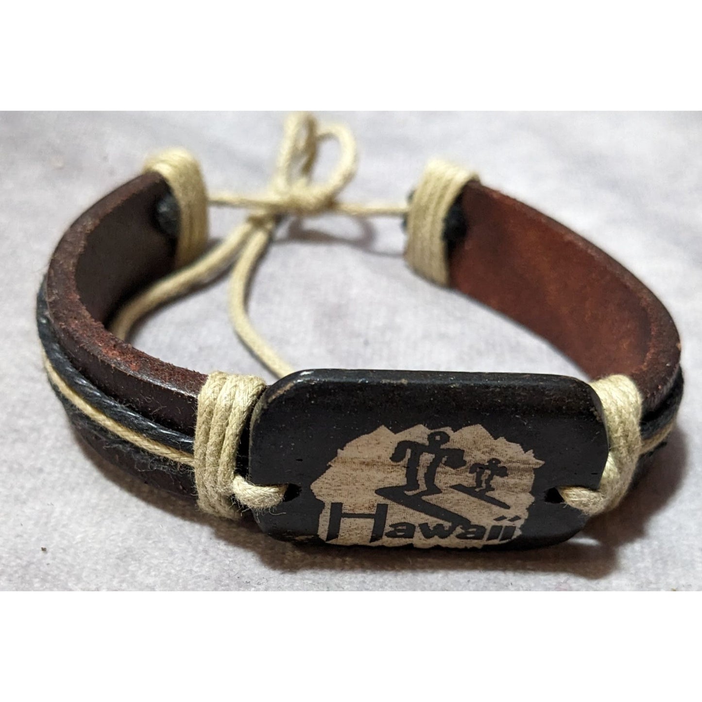 Hawaii Leather Cream And Brown Souvenir Bracelet