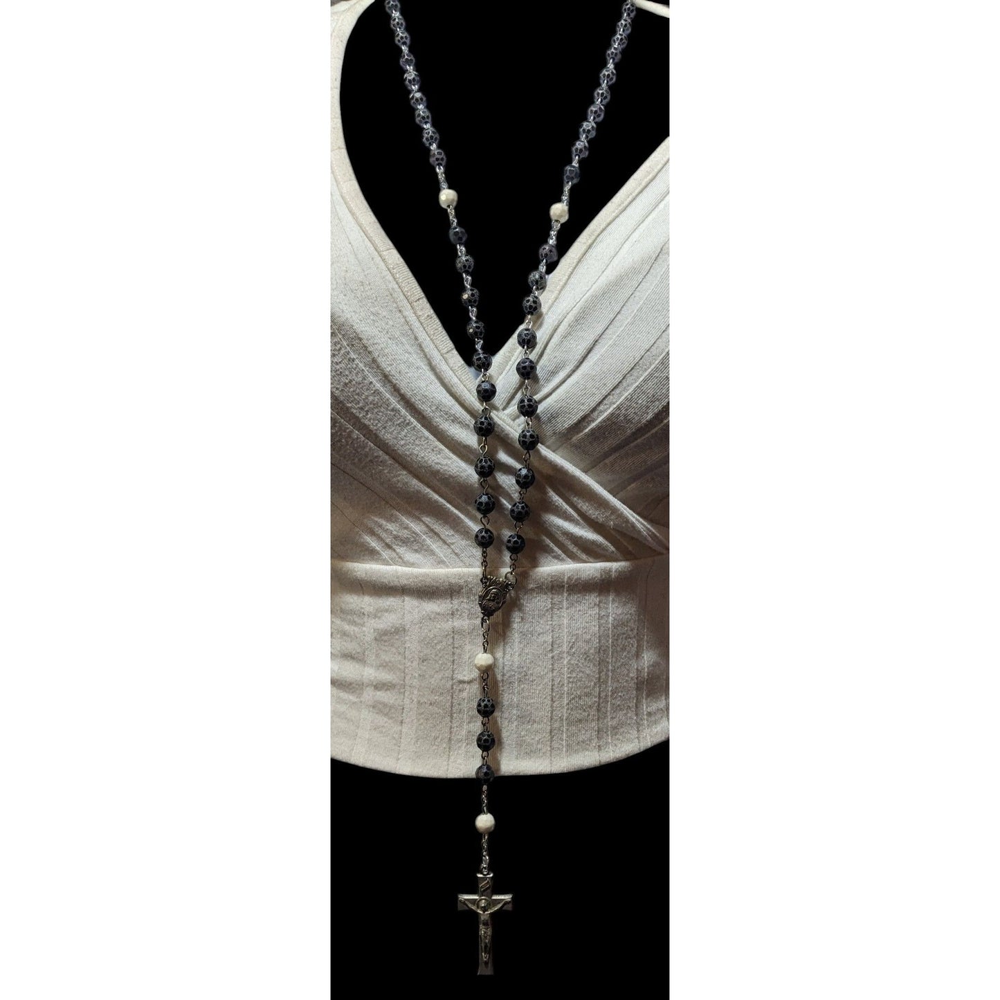 Vintage Black White And Silver Tone Textured Beaded Rosary Necklace